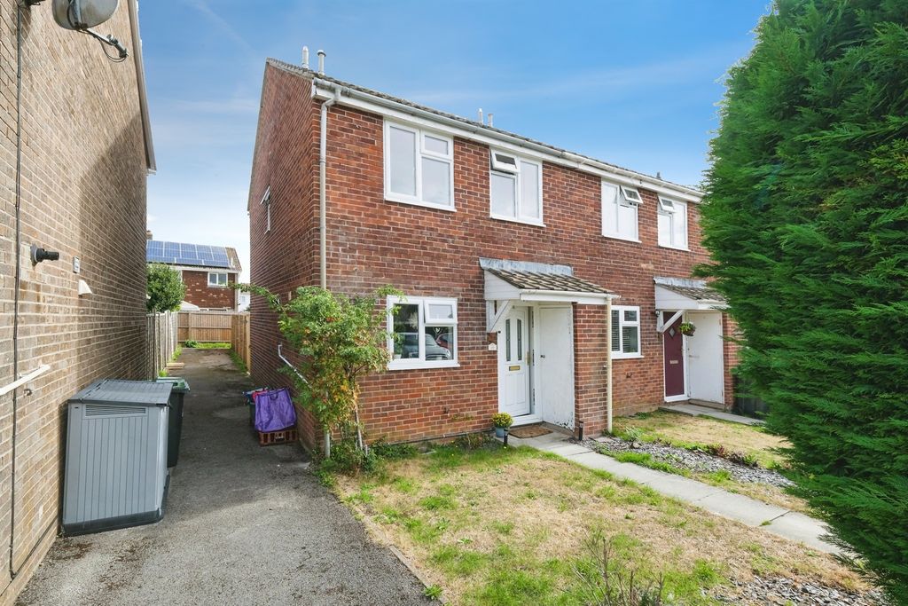Property photo 1 of 23