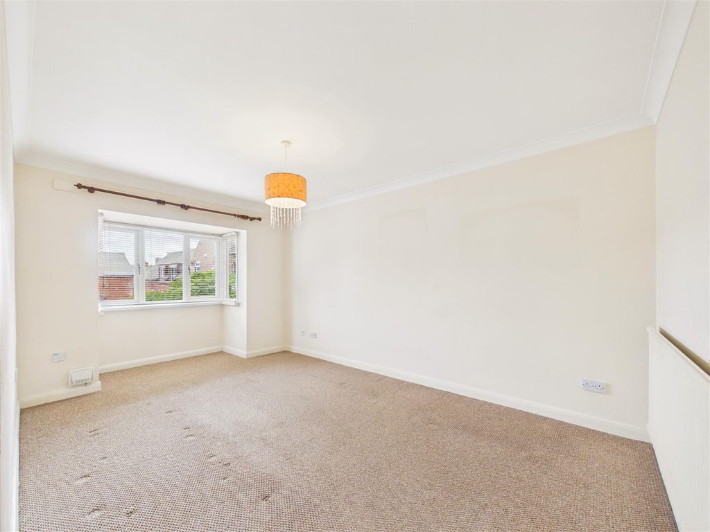 Property photo 3 of 9 Cam05451G0-Pr0173-Still003.Jpg