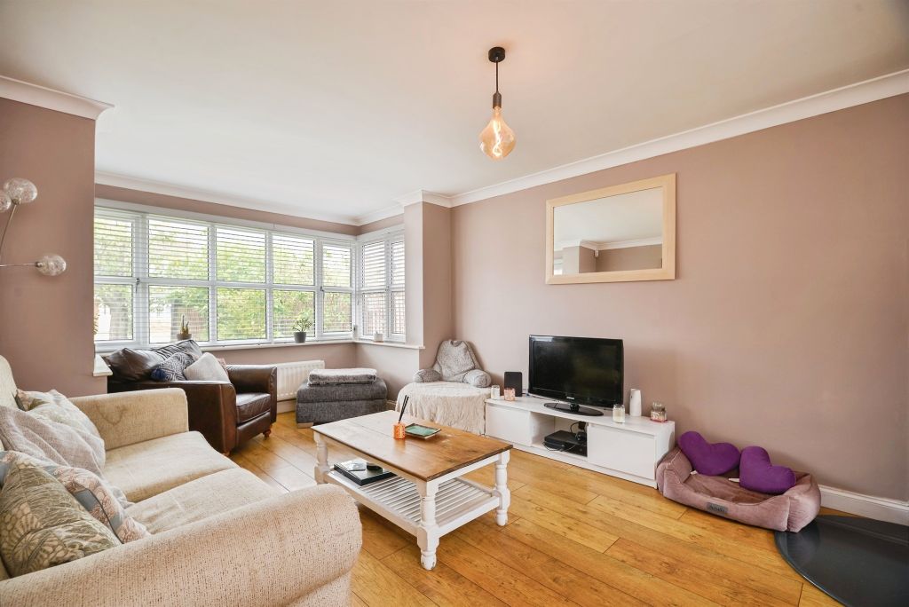 Property photo 3 of 17