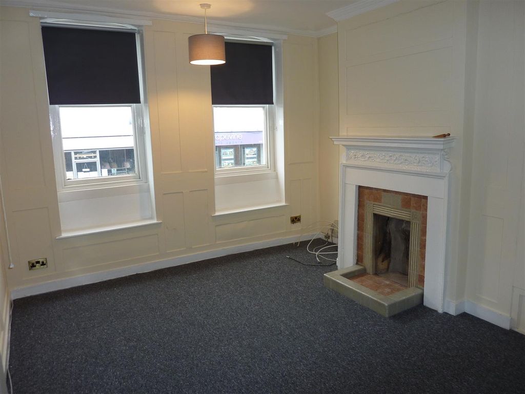 Property photo 3 of 9 Flat 2, 2 Apsley House 006.Jpg