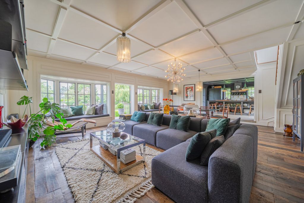 Property photo 1 of 43 1471043-16-6A2c0d...