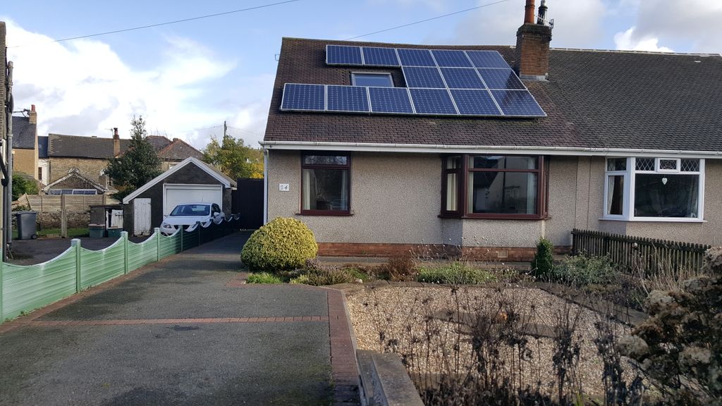 Property photo 3 of 11