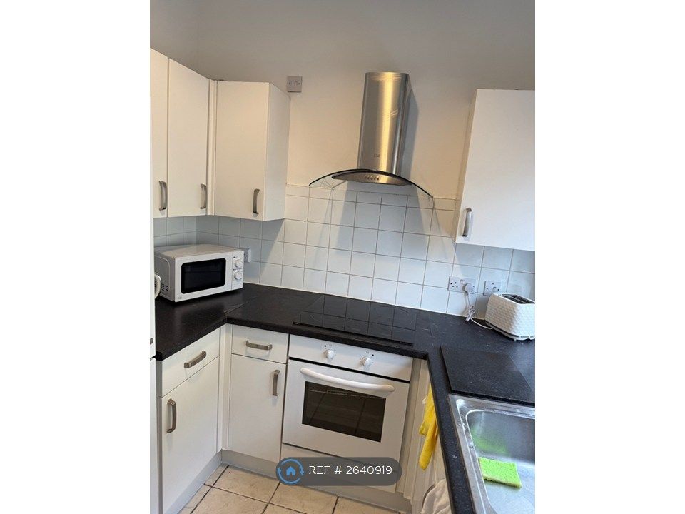 Property photo 3 of 4