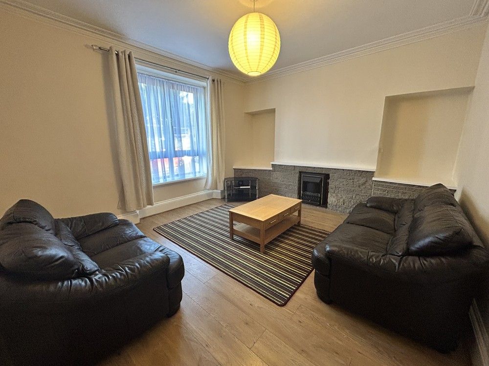 Property photo 1 of 6 2Wp 3