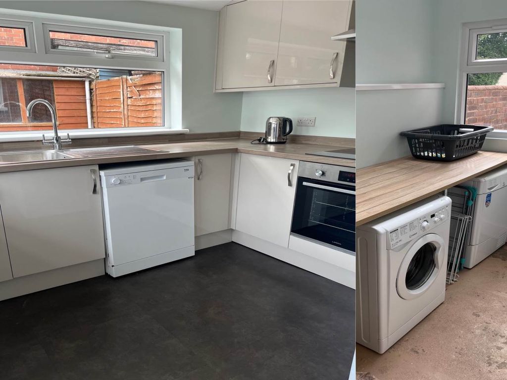 Property photo 3 of 6 Kitchen/Utility