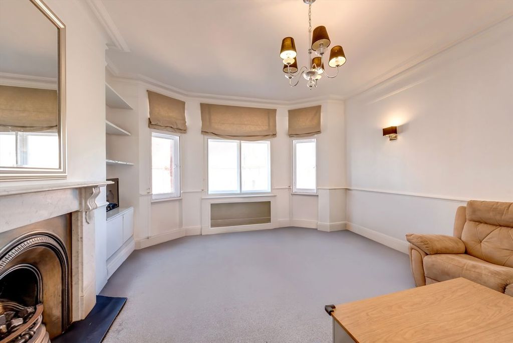 Property photo 2 of 5