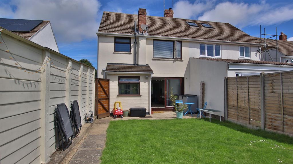 Property photo 3 of 10 Img_2632.Jpg