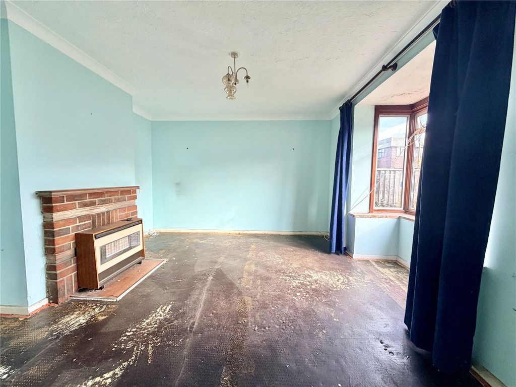 Property photo 2 of 8 Picture No. 01