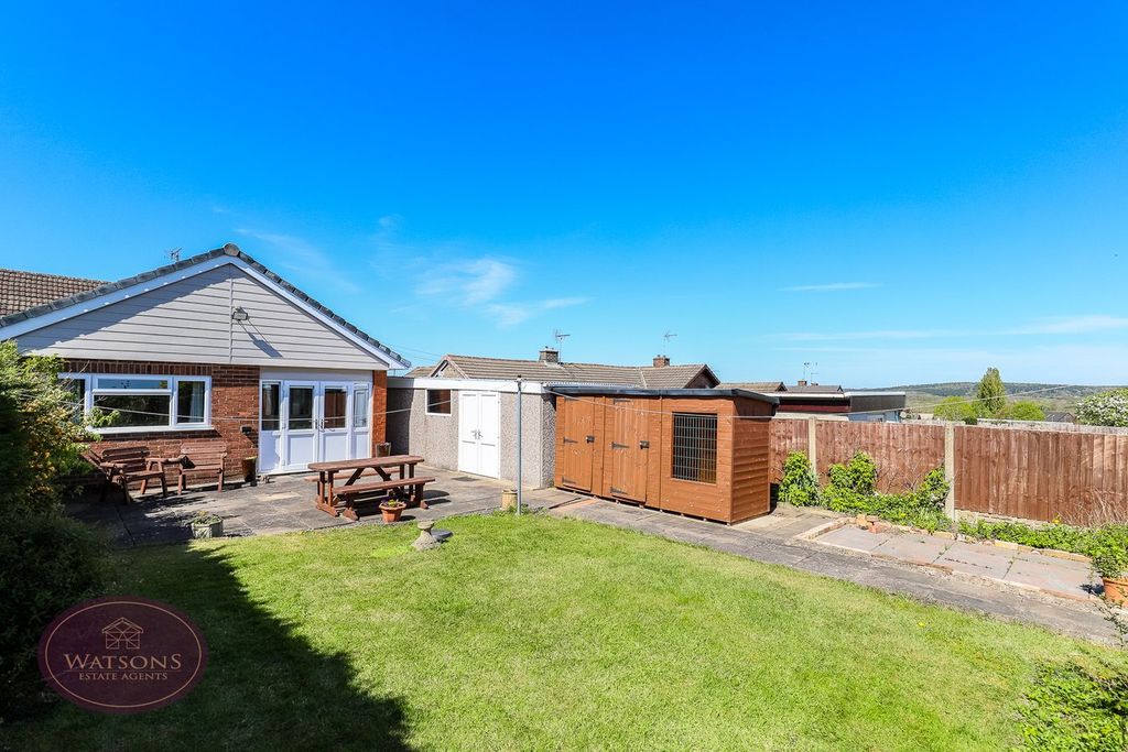 Property photo 2 of 26