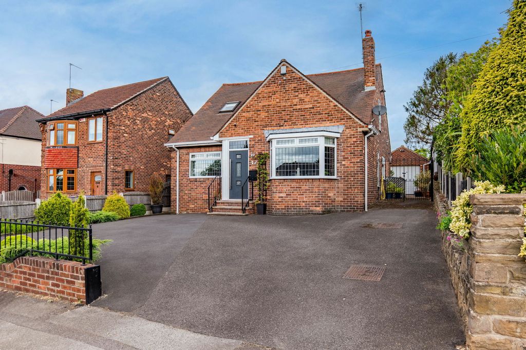 Property photo 1 of 47
