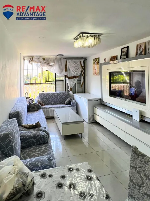 Property photo 3 of 3