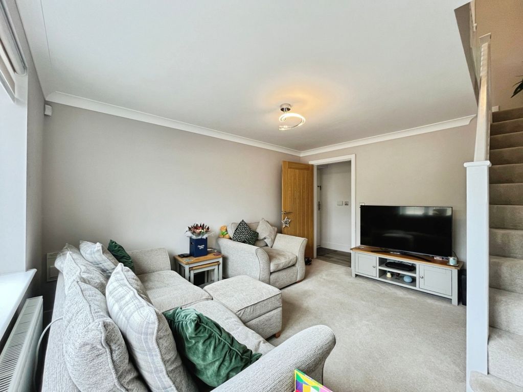 Property photo 3 of 17 4396517