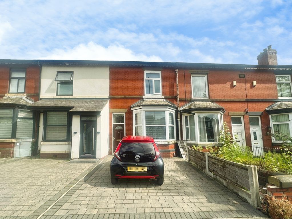 Property photo 1 of 11 External