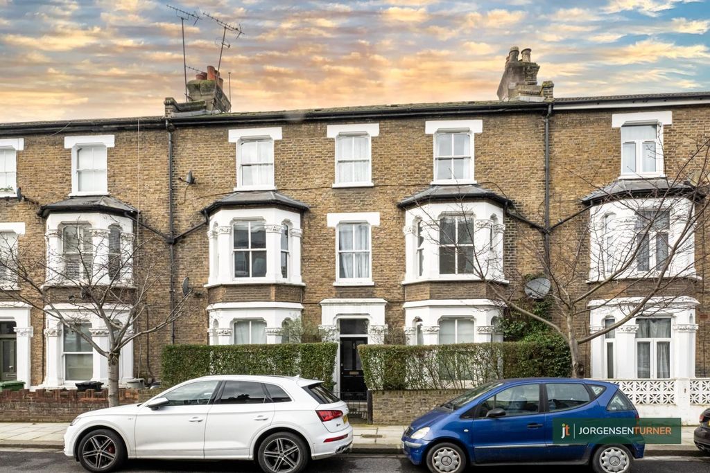 Property photo 2 of 10 External .Jpg