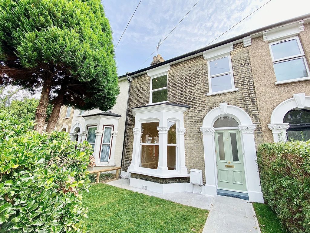 Property photo 1 of 14