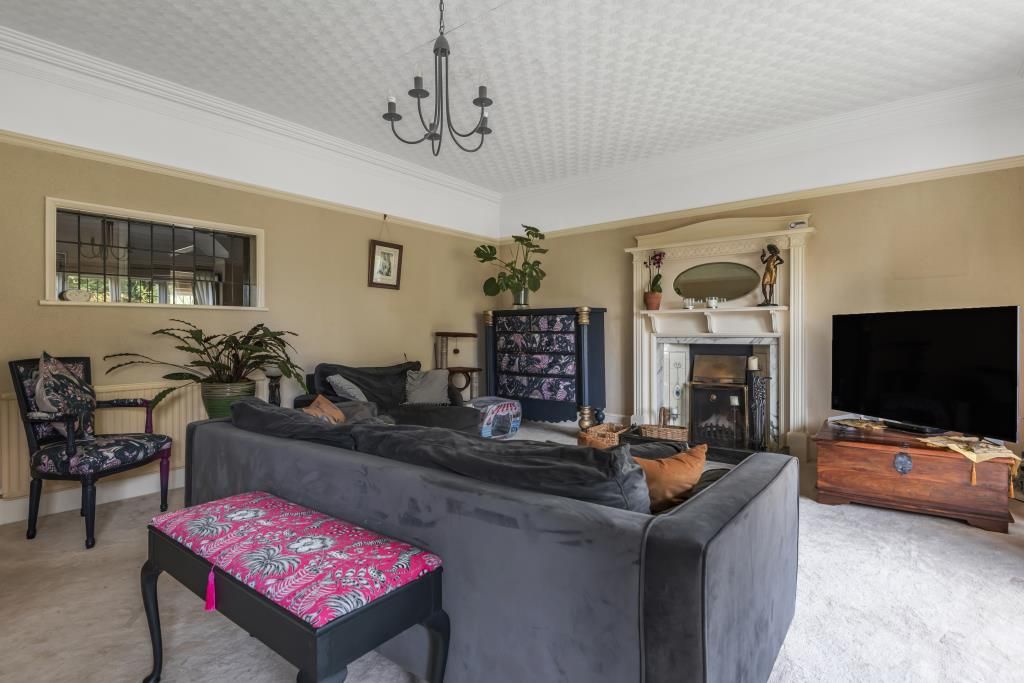 Property photo 2 of 19 Living Area