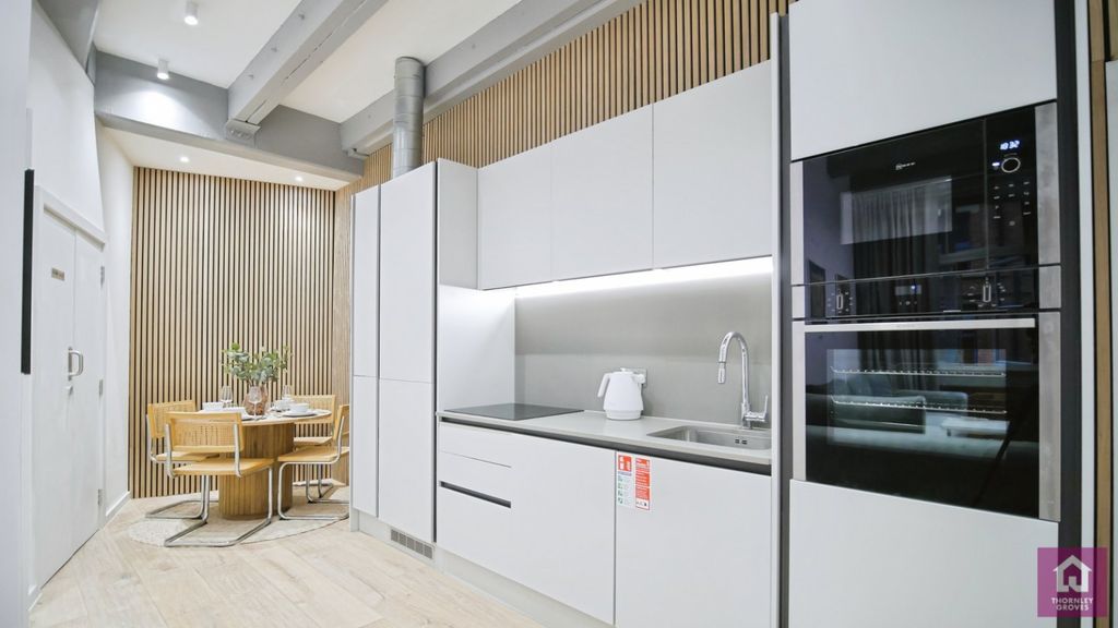 Property photo 3 of 22 Picture No. 20