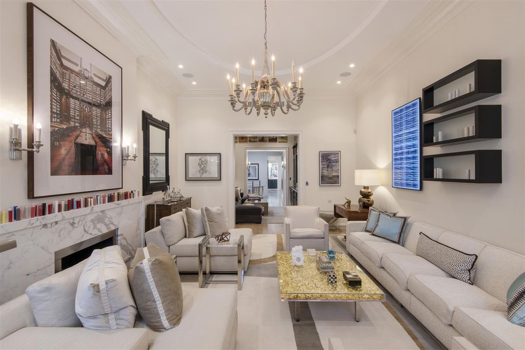 Property photo 1 of 26 Hanson Estates-Flat 1, 18 Lowndes Square-26_Hi.Jpg