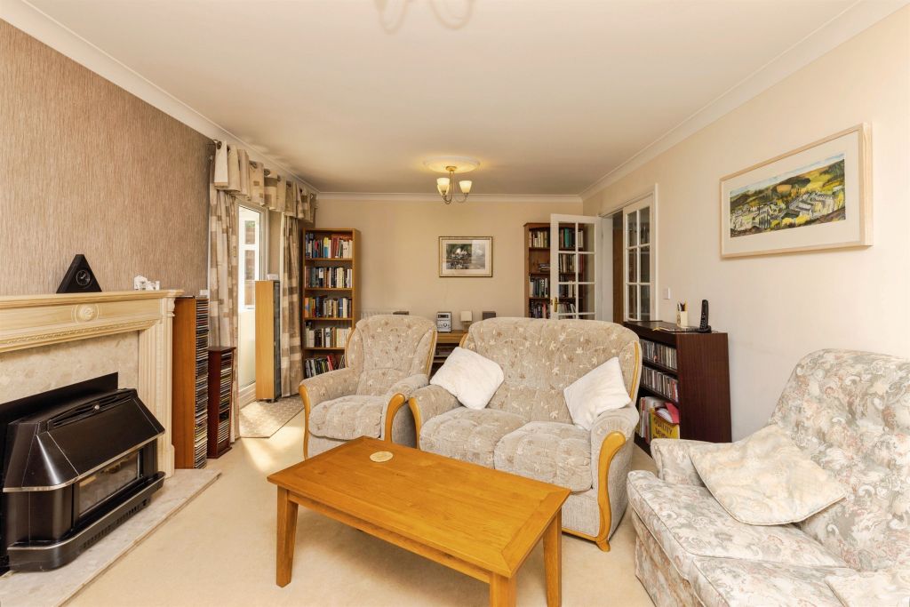 Property photo 3 of 20