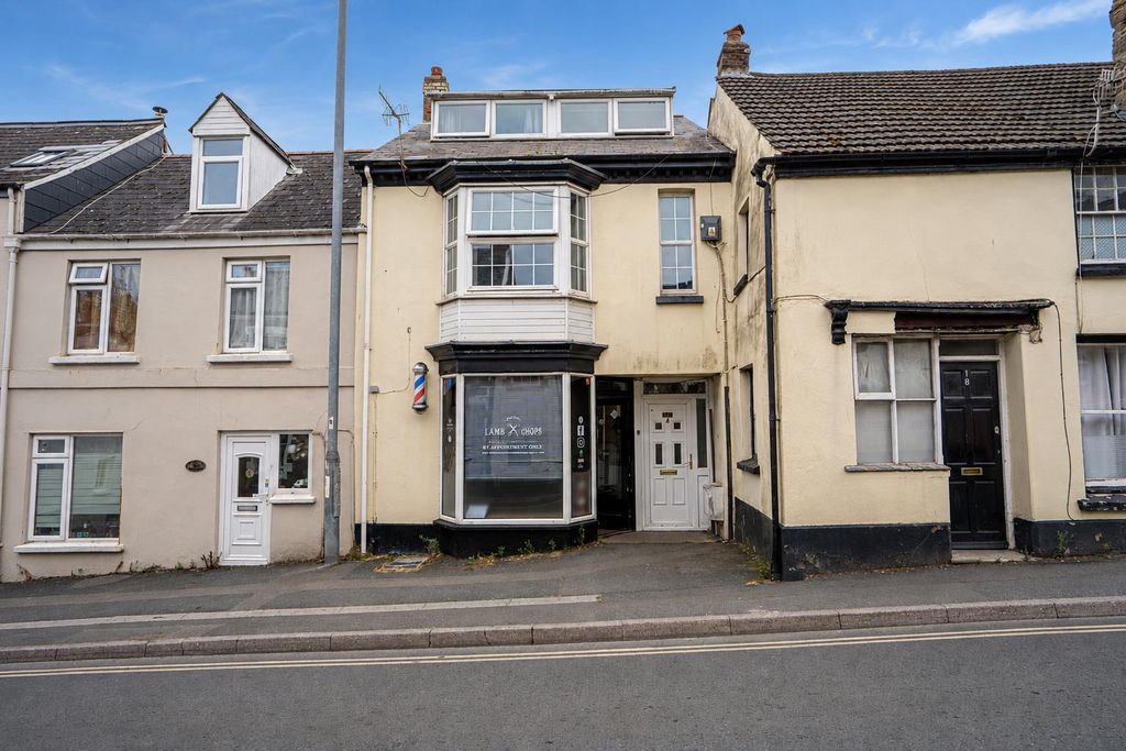 Property photo 1 of 14 c