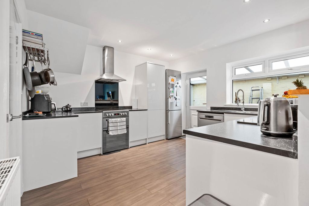 Property photo 2 of 38 Kitchen