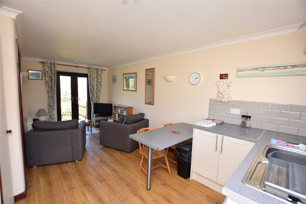 Property photo 3 of 13 Picture No. 39
