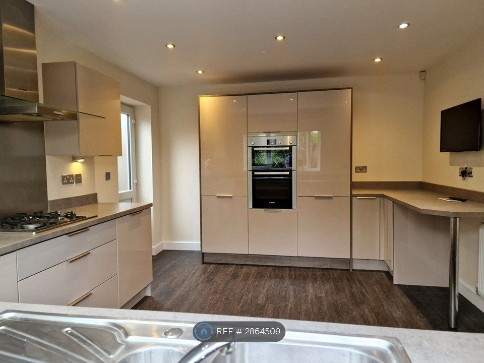 Property photo 3 of 3