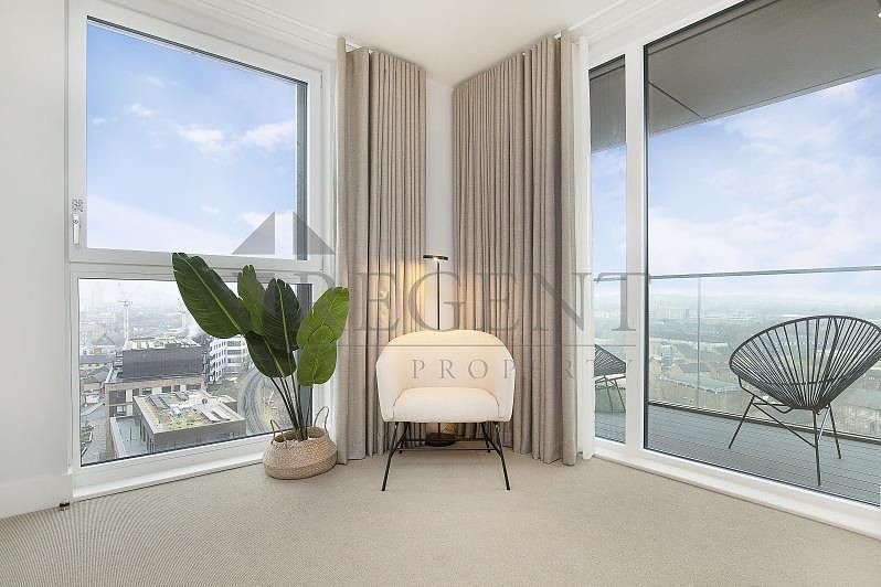 Property photo 3 of 10 (Main)