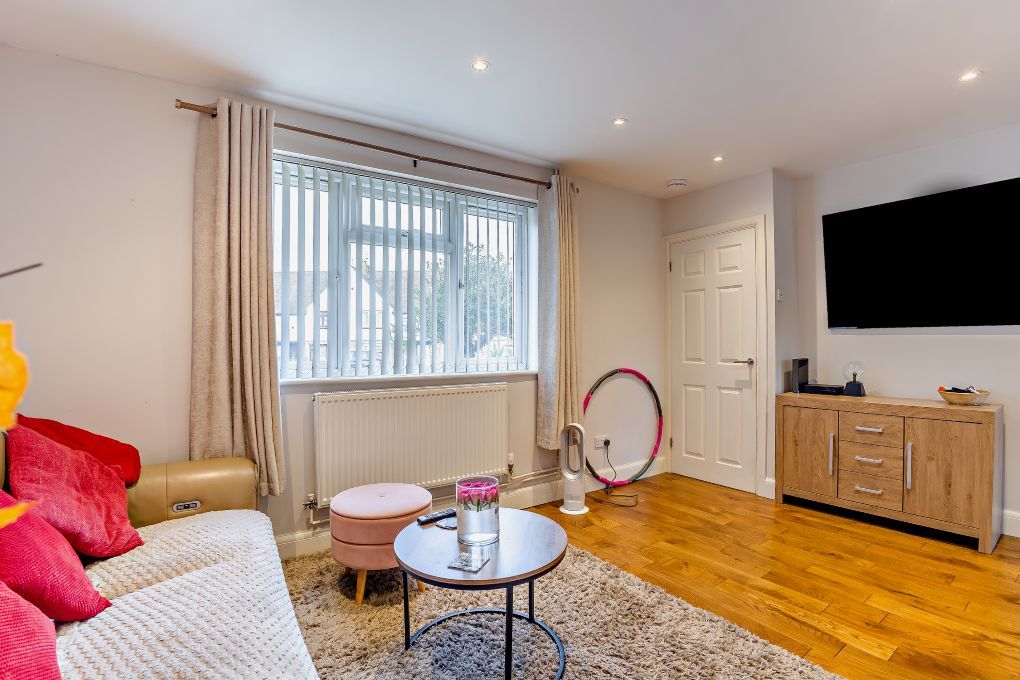 Property photo 3 of 13