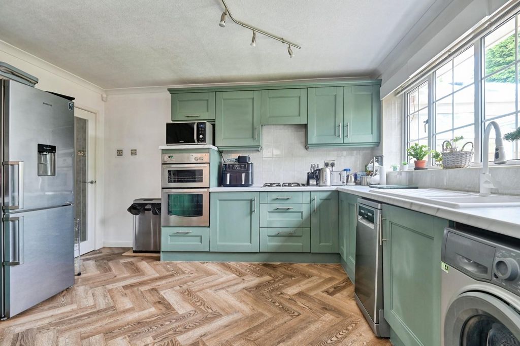 Property photo 2 of 28 39All10.Jpg