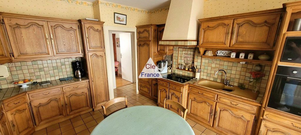 Property photo 2 of 10