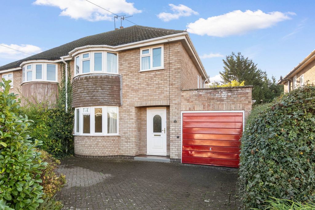 Property photo 1 of 13
