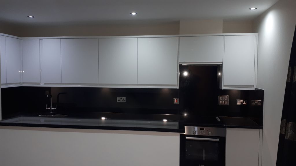 Property photo 3 of 8