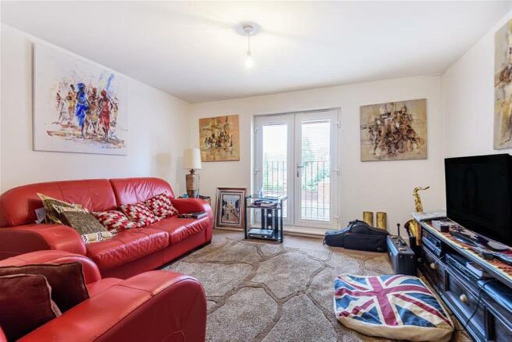 Property photo 3 of 9