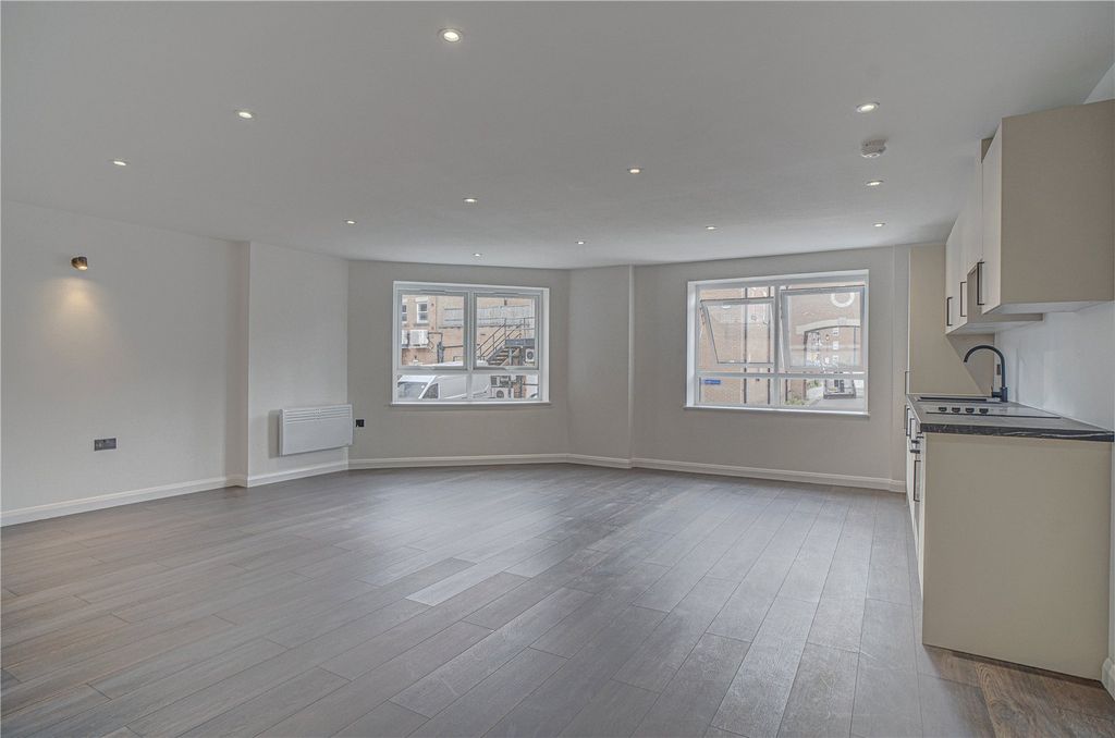 Property photo 3 of 5 Picture No. 08