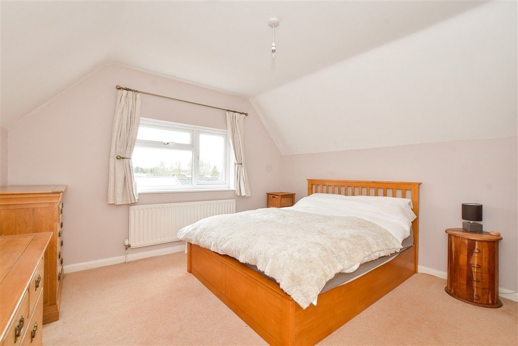 Property photo 2 of 12 Bedroom 1