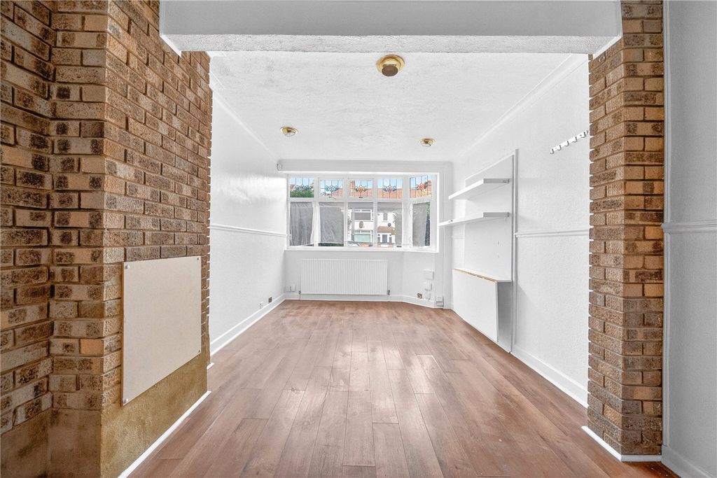 Property photo 3 of 20 Picture No. 11