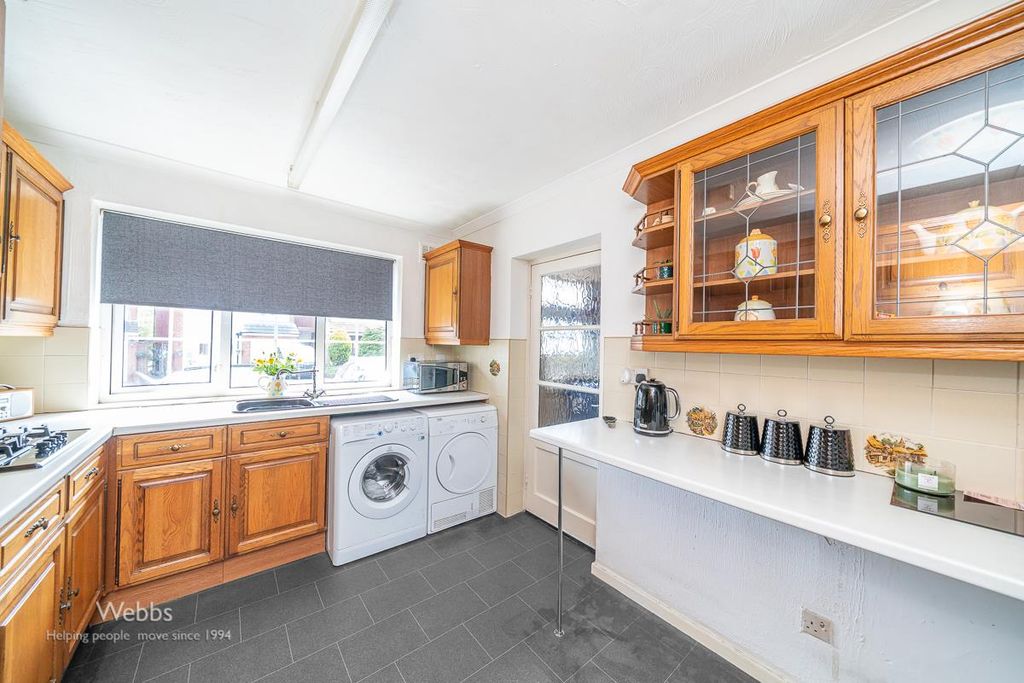 Property photo 3 of 23 Webbs (75 Of 95).Jpg