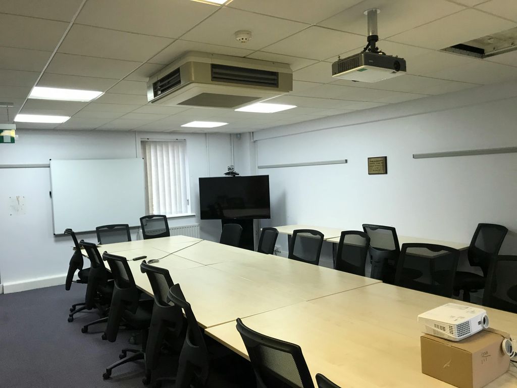 Property photo 2 of 9 Photo 2