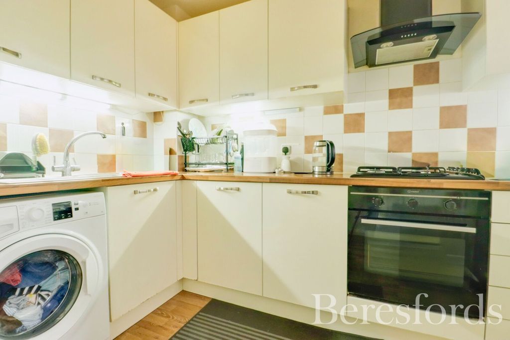 Property photo 2 of 11 Picture 2