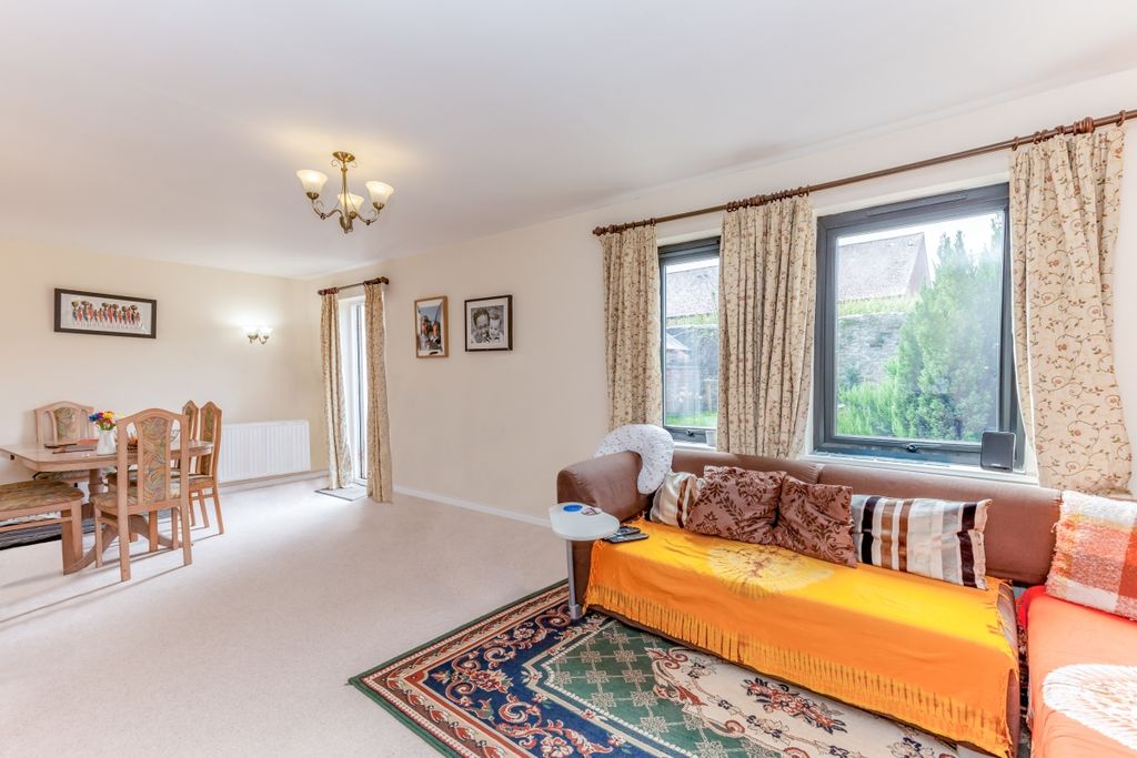 Property photo 1 of 7 99066