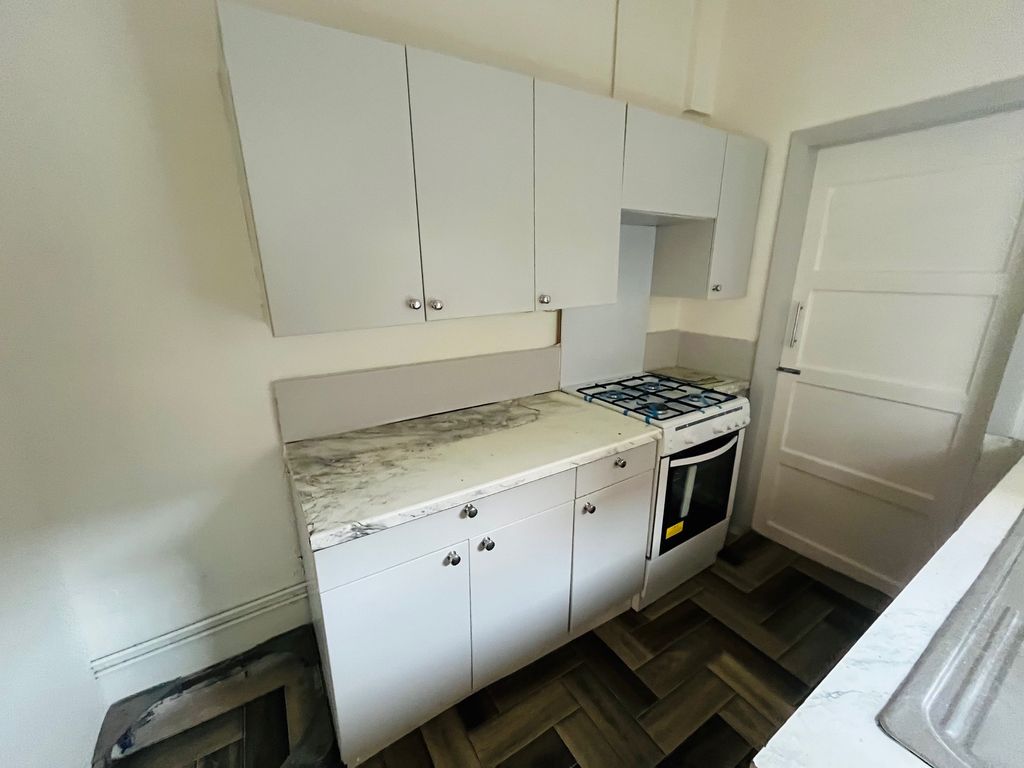 Property photo 3 of 13 Image