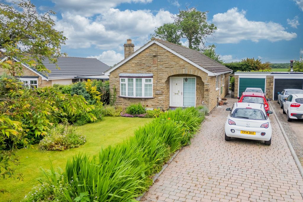 Property photo 1 of 29