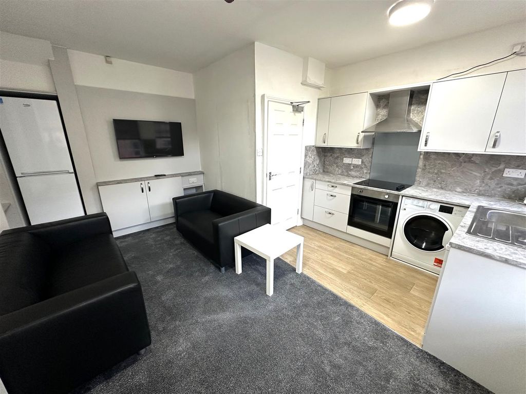 Property photo 1 of 9 Photo 03-10-2023, 17 20 51.Jpg