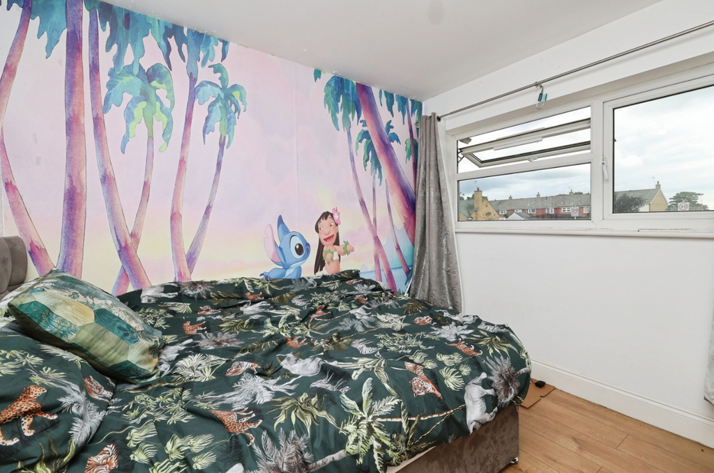 Property photo 1 of 5