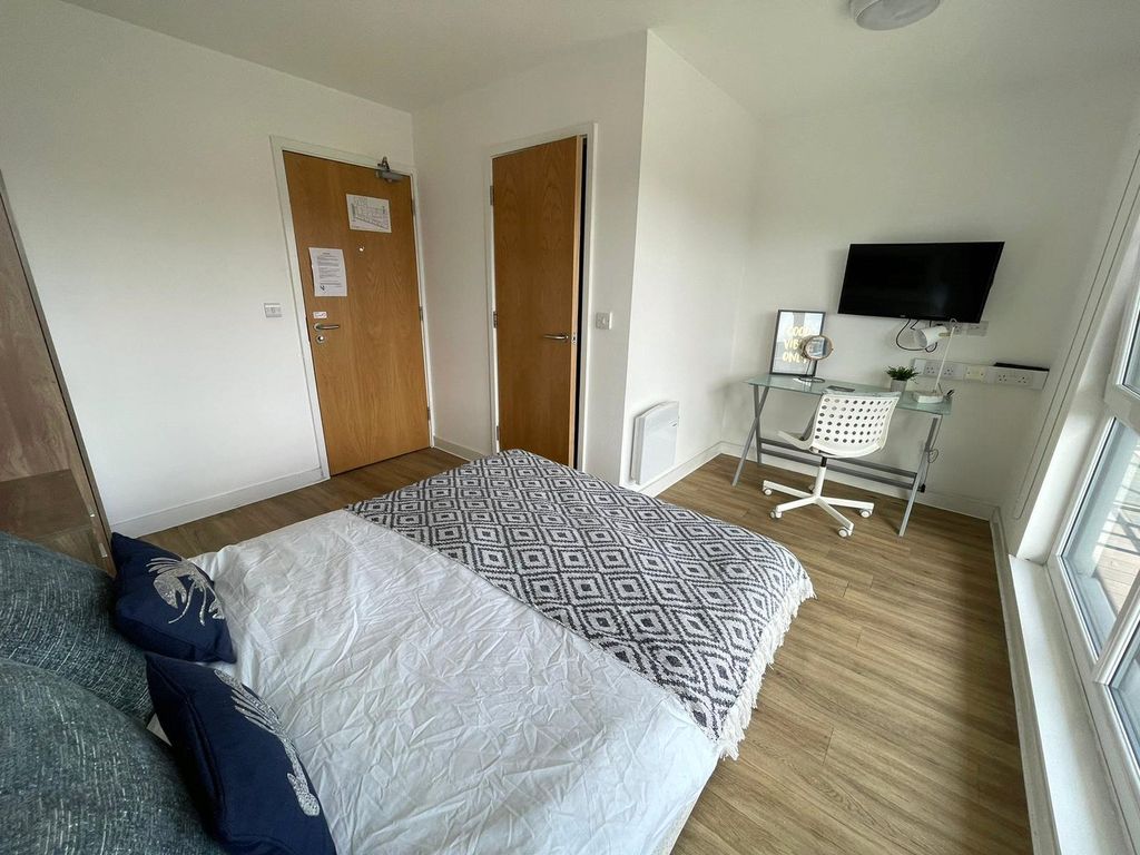 Property photo 2 of 9 Picture No. 02