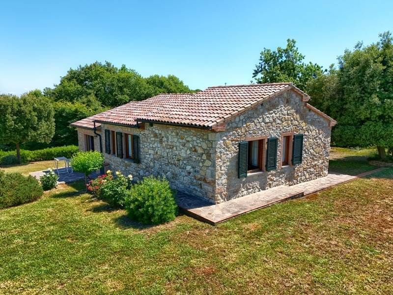 Property photo 3 of 27