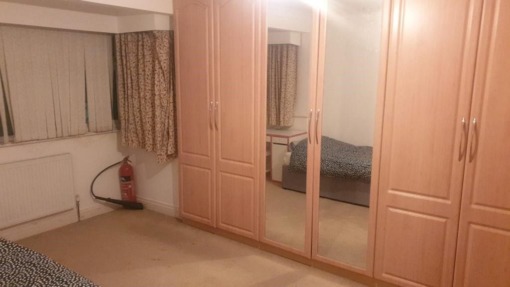 Property photo 2 of 4