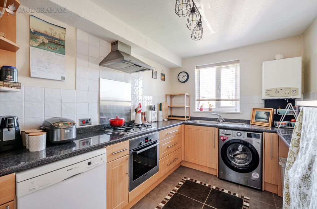 Property photo 3 of 16 2c0120c2-3Ca7-4762-975E-ce4Baf0c3Fe2