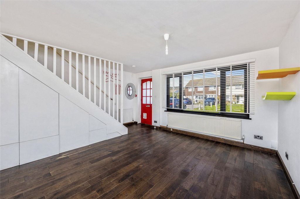 Property photo 2 of 10 Picture No. 19